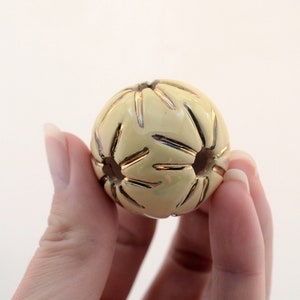 Gelbgold Keramik Chunky Bead: 35 mm Kugelperle