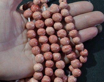 Unsorted beads 10-12 mm. 20 pcs pink spherical beads for jewelry making or macrame. Round beads. Ball beads.