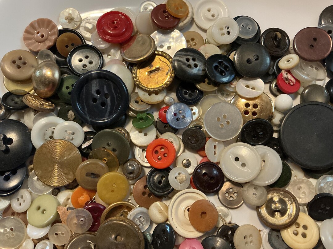 250+ Vintage Misc. BUTTONS - Etsy