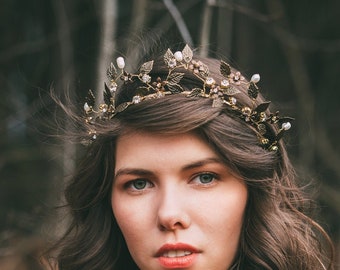 Vintage Floral Brass Bridal Tiara Antique Crown Brass Tiara Wedding Crown Leaf Crown Boho crown Wedding Piece Gold headpiece Pearl Tiara