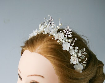 Floral crown Silver leaf crown Bridal crown Bridal halo tiara Wedding crown Flower tiara Floral headpiece Boho bridal hair accessory