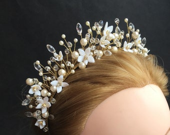 Floral crown Crystal crown Pearl flower crown Gold headpiece Crystal Tiara Mermaid crown Pearl hair vine Boho Wedding hair piece Drop crown