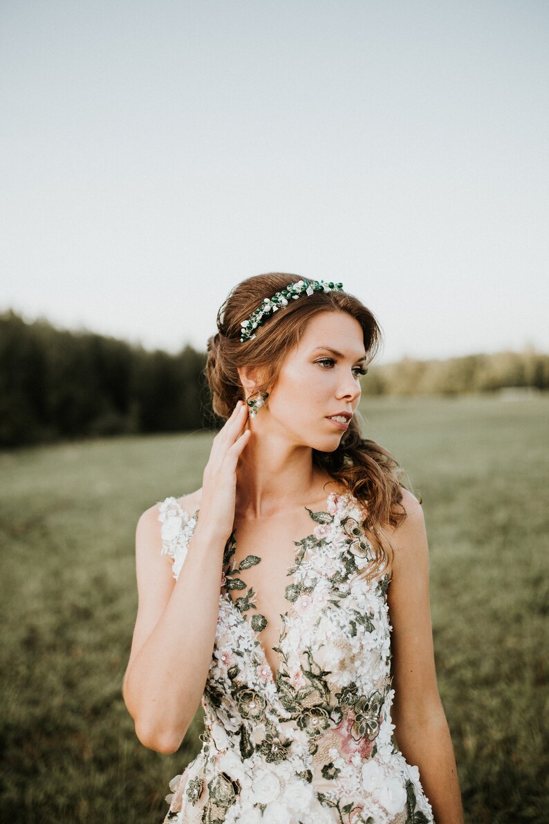 Bridal hair vine Emerald green crown Wedding Boho Headband Silver leaves tiara Wedding Hairpiece Emerald Crystal Silver emerald headpiece
