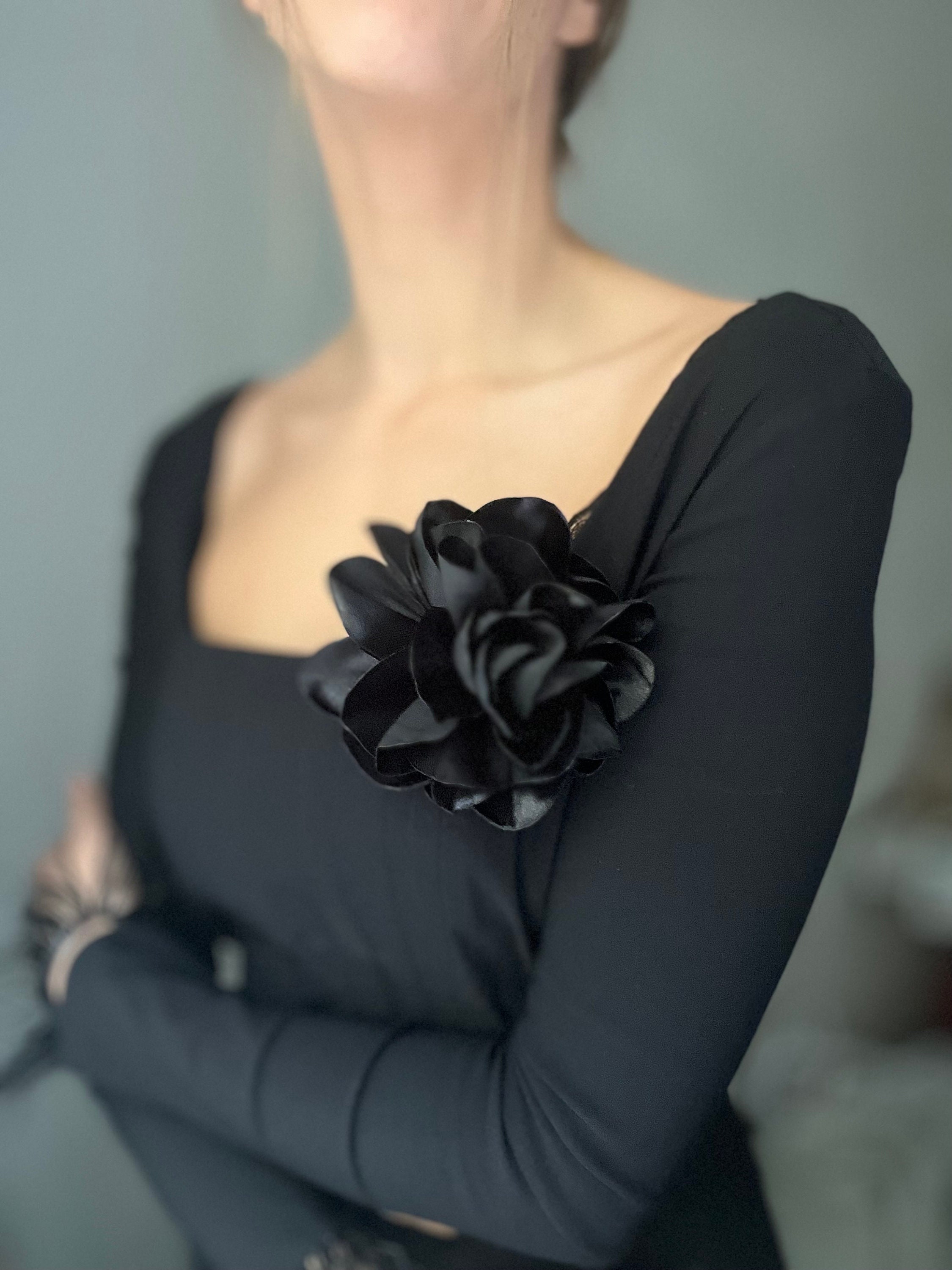 Large Flower Brooch Silk Flower Brooches in Different Colors BLACK Floral Brooches Big Flower Brooch & Pin Gothic Women Christmas gift woman