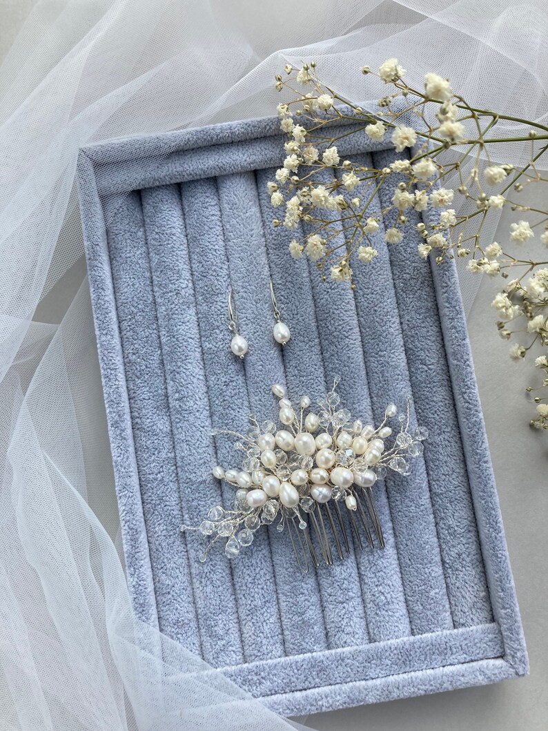 Bridal hair comb Pearl hair comb Wedding set Pearl earrings Vridal bracelet Boho Wedding hair piece Crystal hair comb Small pearl hair piece