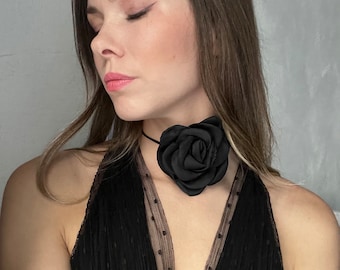 Czarny naszyjnik glamour Flower Choker Naszyjnik Czarny Duży Kwiatowy Choker Gotycki kwiatowy choker Wiktoriański choker dla kobiet Prezent dla kobiety na Boże Narodzenie