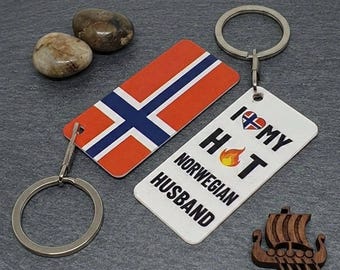 Norway Flag Keyring with I love my Norwegian wife or husband