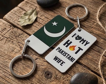 Pakistan Flag Keyring with I love my Pakistani wife or husband