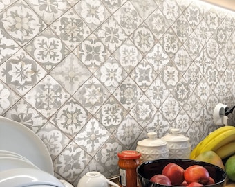 Tapeta z hiszpańskimi szarymi i kośćmi portugalskimi płytkami, tapeta z rustykalnymi płytkami. Ciepła szarość, blade srebro, ciemna wanilia, migdał i mokka.