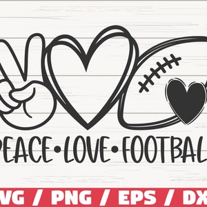 Może przedstawiać: Czarno-biały projekt graficzny z symbolem pokoju, sercem i piłką nożną. Tekst "Peace Love Football" znajduje się pod projektem.