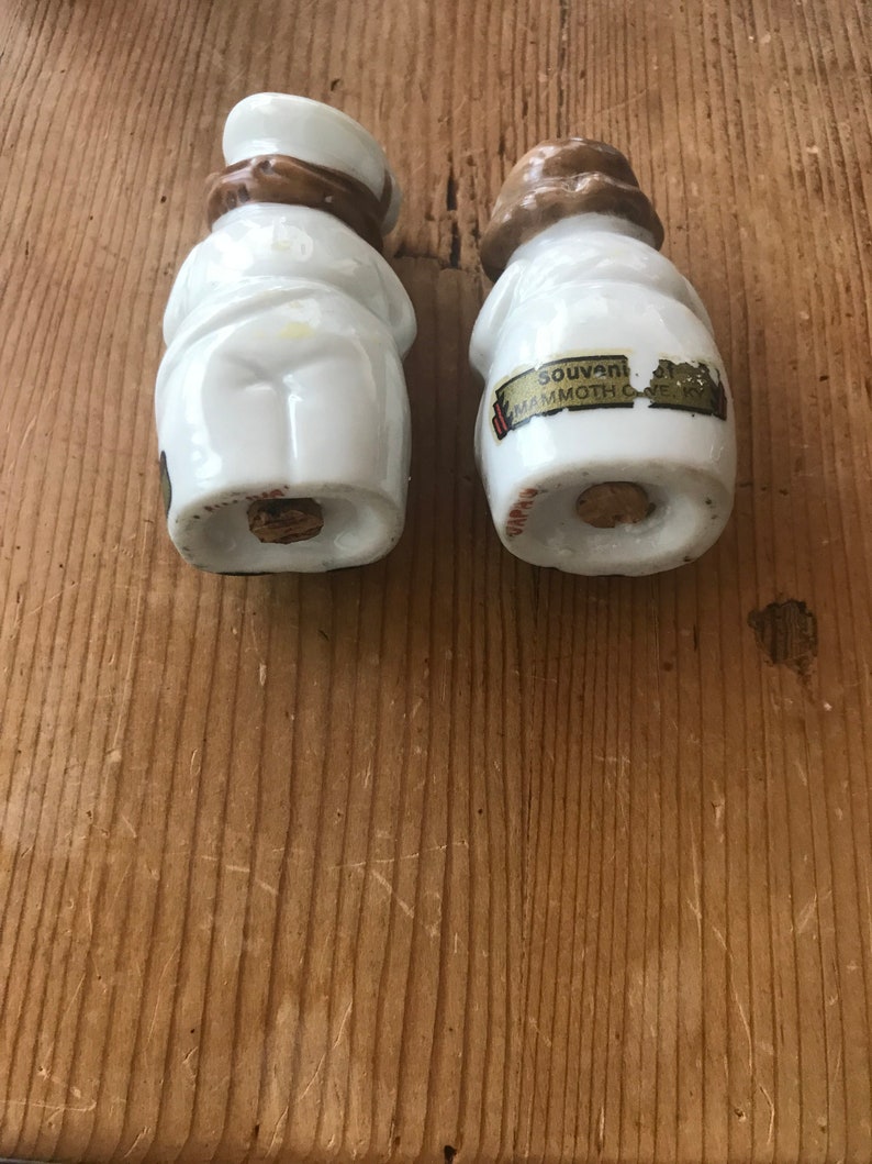Set Of 4 Vintage Salt And Pepper Shakers