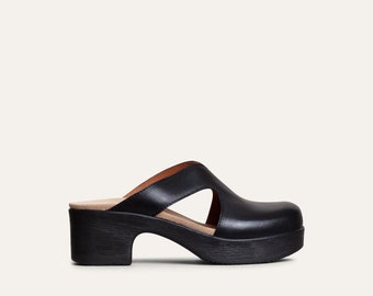 Eivor Clog Black