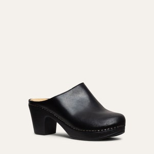 Calou clogs online