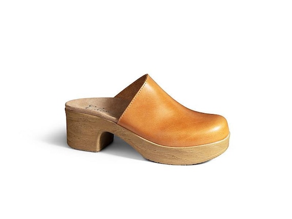 soft leather clogs