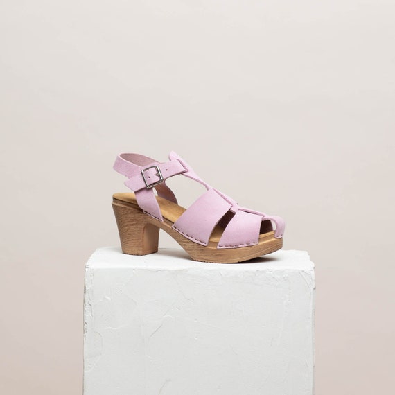 Cute clog best sale sandals