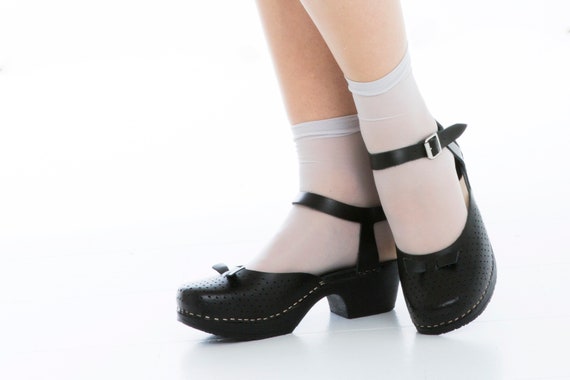 black mary jane clogs