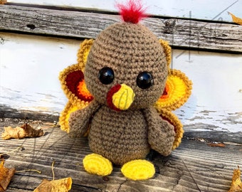 Nugget the Thanksgiving Turkey (Crochet PATTERN PDF ONLY)