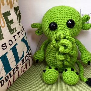 Cthuie the Sea Creature (Crochet PATTERN PDF ONLY)