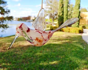 Adorno de colibrí de vidrio blanco-rojo soplado a mano / Regalo para árbol de Navidad y decoración para ventanas