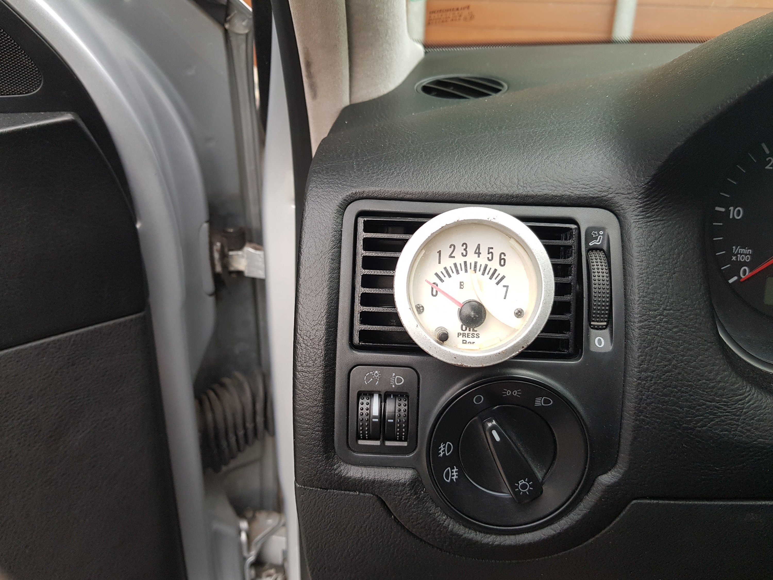 Vent pod gauge for VW Golf 4 MK4 1997-2004