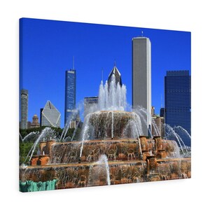 Buckingham Fountain Premium Wall Canvas