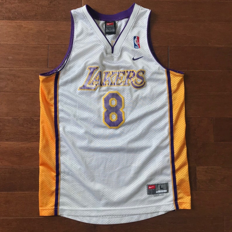 kobe bryant jersey large