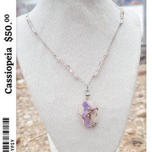 Cassiopeia - Colar Feito à Mão de Ágata Enrolado em Arame