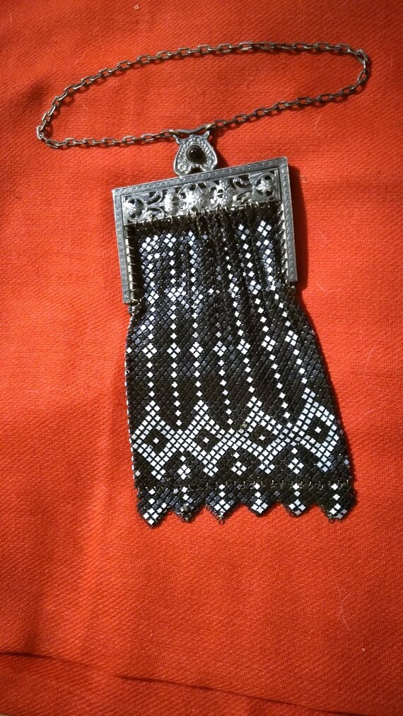 Vintage Mandalian enamel mesh handbag with open cu