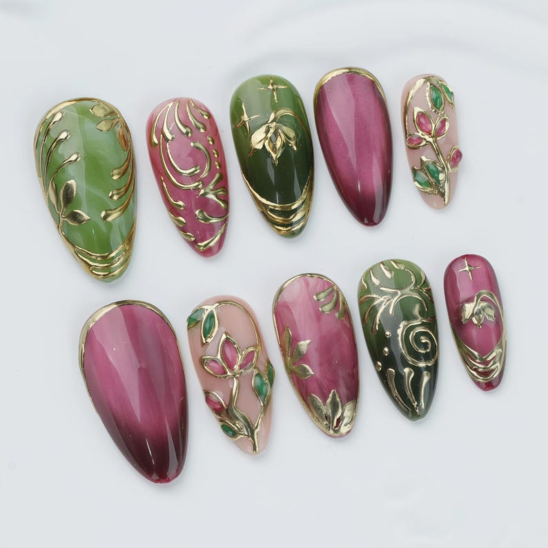 Hand-Painted Press On Nails: Custom Faux Acrylic Gel Nails。gift for her image 2