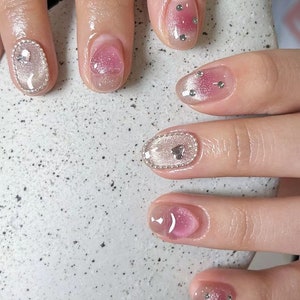 Handmade Press On Nails: Custom Gel Faux Acrylic Nails