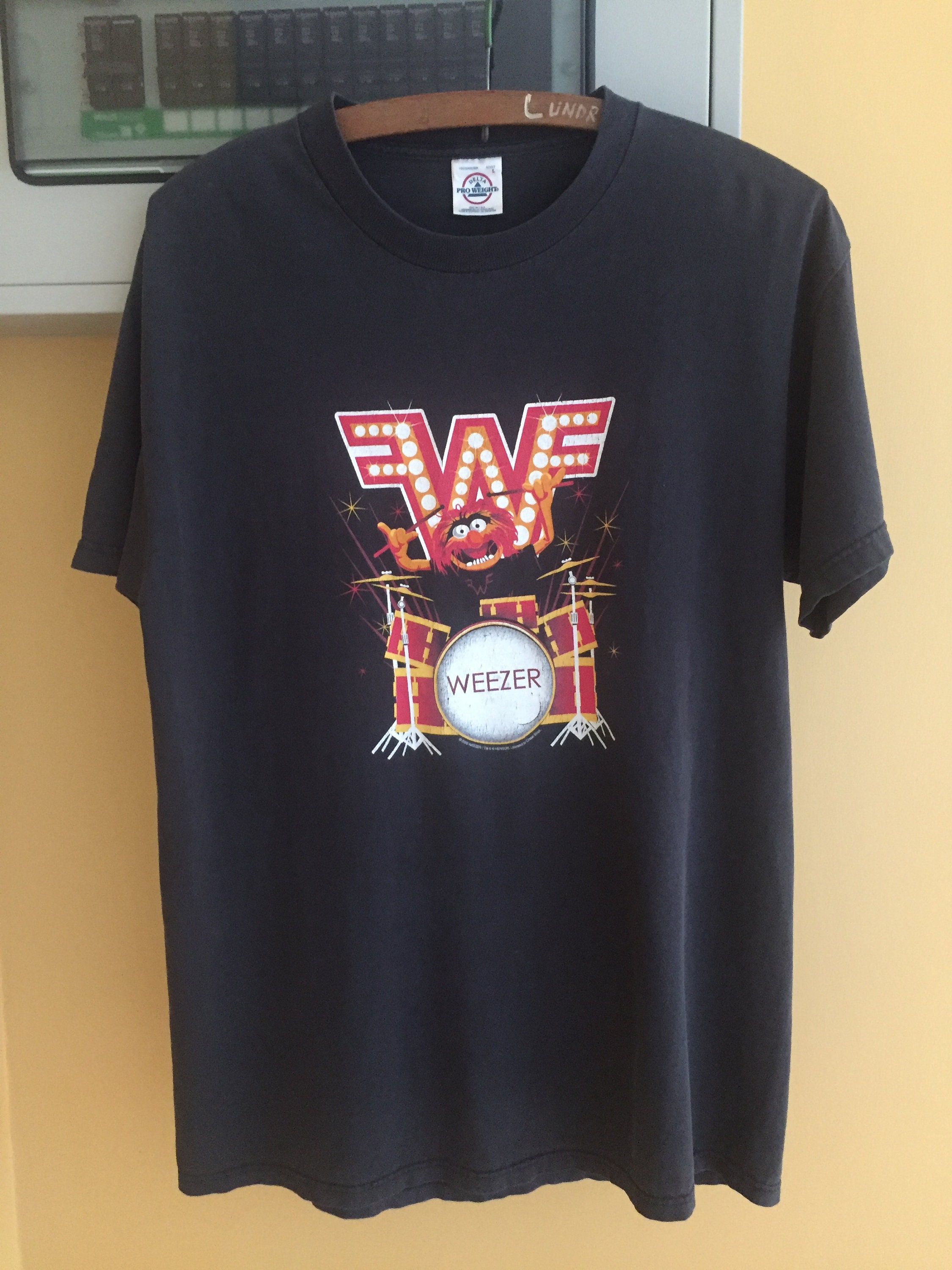 Weezer Band tshirt Etsy
