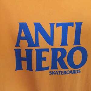 Vintage 90s skateboard shirt image 2