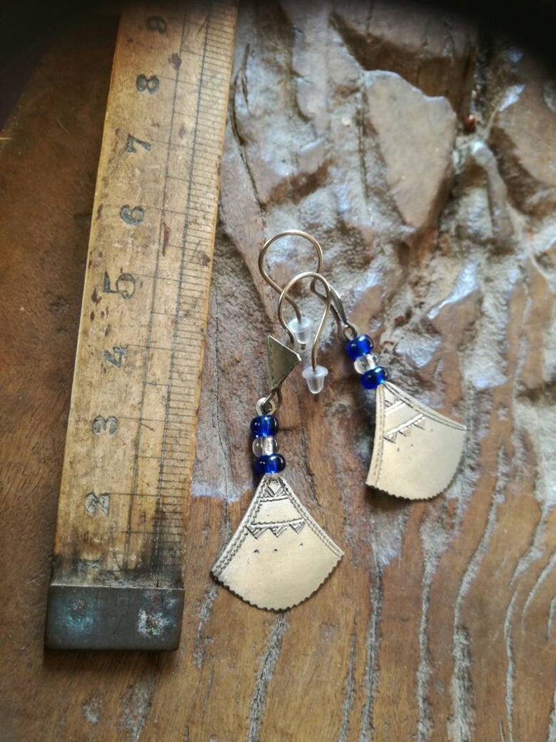 earrings hand made in North Africa Berber Touareg bijoux Silver TUAREG EARRINGS from the Sahara desert with engraved Tchat Tchat/'s