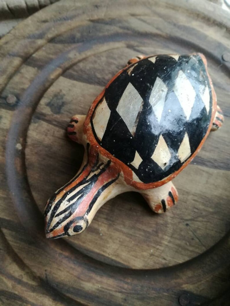 Earthenware Hand crafted CLAY Berber pottery Turtle or tortoise Polychrome antique NORTH AFRICAN ceramic Kablye hand made figure