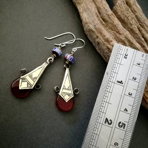 earrings hand made in North Africa Berber Touareg bijoux Silver TUAREG EARRINGS from the Sahara desert with engraved Tchat Tchat/'s