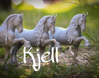 Model horse Kjell stablemate (1:32)