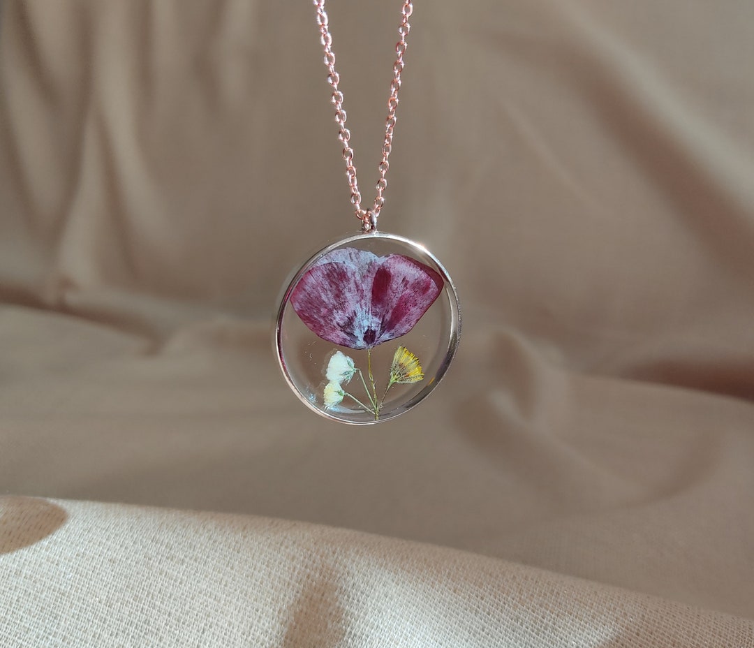 Poppy Necklace