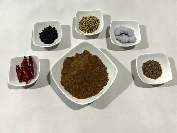 Coriander Powder With Dash Of Pepper Ginger Etsy