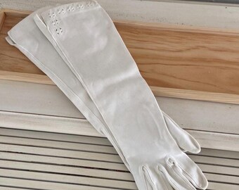 Vintage Long White Wedding Church Old Hollywood Gloves with Cut-Out Detail