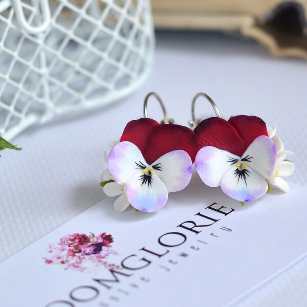 Pansy earrings Pansies jewelry Clay floral earring Viola pansy earring Lilac floral jewelry Pansy wedding Lever back earrings Stud for bride