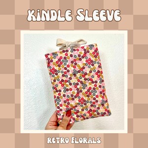 Retro Florals Kindle Sleeve