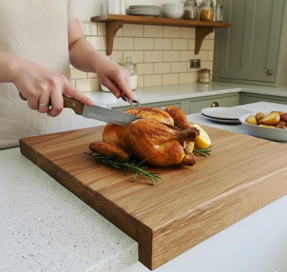 Solid oak chunky lip board, worktop saver, carving board, handmade oak board, large carving board, kitchen gift idea, modern farmhouse.