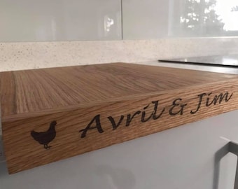 Solid oak lipped chopping board