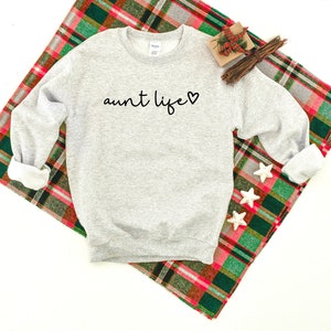 Aunt Life Script Heavy Blend Crewneck Sweatshirt, Gift For Aunt, Gift For Sister, Aunt To Be Sweater, Gift For Auntie, Gift For Her