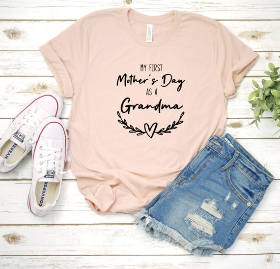 New Moms My First Mother's Day Gift T-Shirt For Women New Moms My First Mother's Day Gift T-Shirt For Women