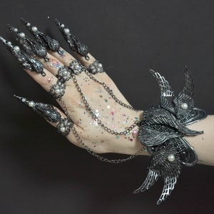 Raven Hand Armor, Finger Claws, Set for one Hand, Pagan Gorhic Claws