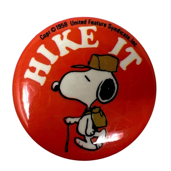 Vintage 1958 Snoopy "Hike It" Pinback Button - Pea