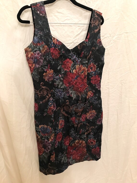 Dark Roses Sweetheart Neck Dress