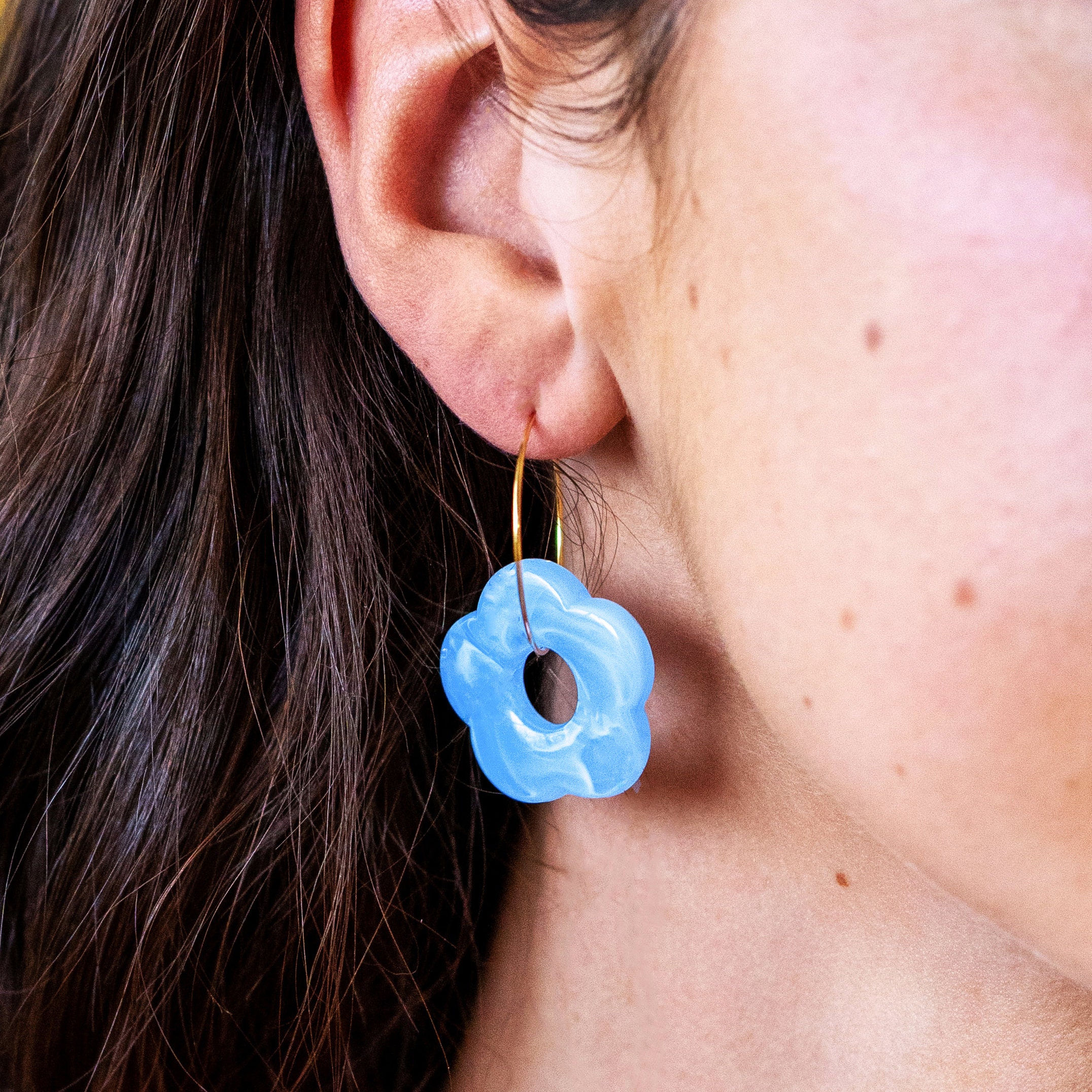 Trendy Amber Geometric Acrylic Resin Hoop Earrings – Neshe Fashion Jewelry