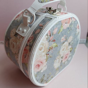 Boîte valise chapeau (fichier de découpe numérique !!)